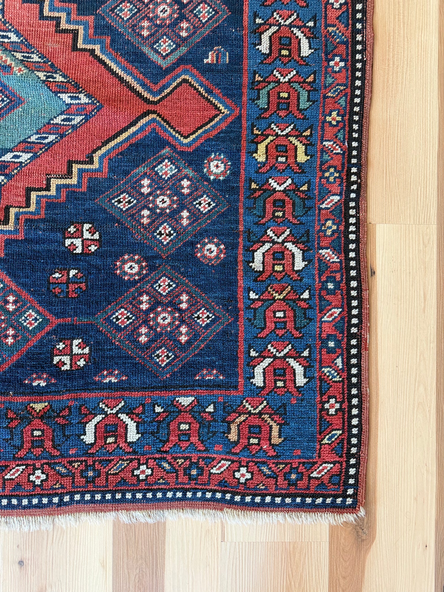 Square Caucasian 5’8”X6’