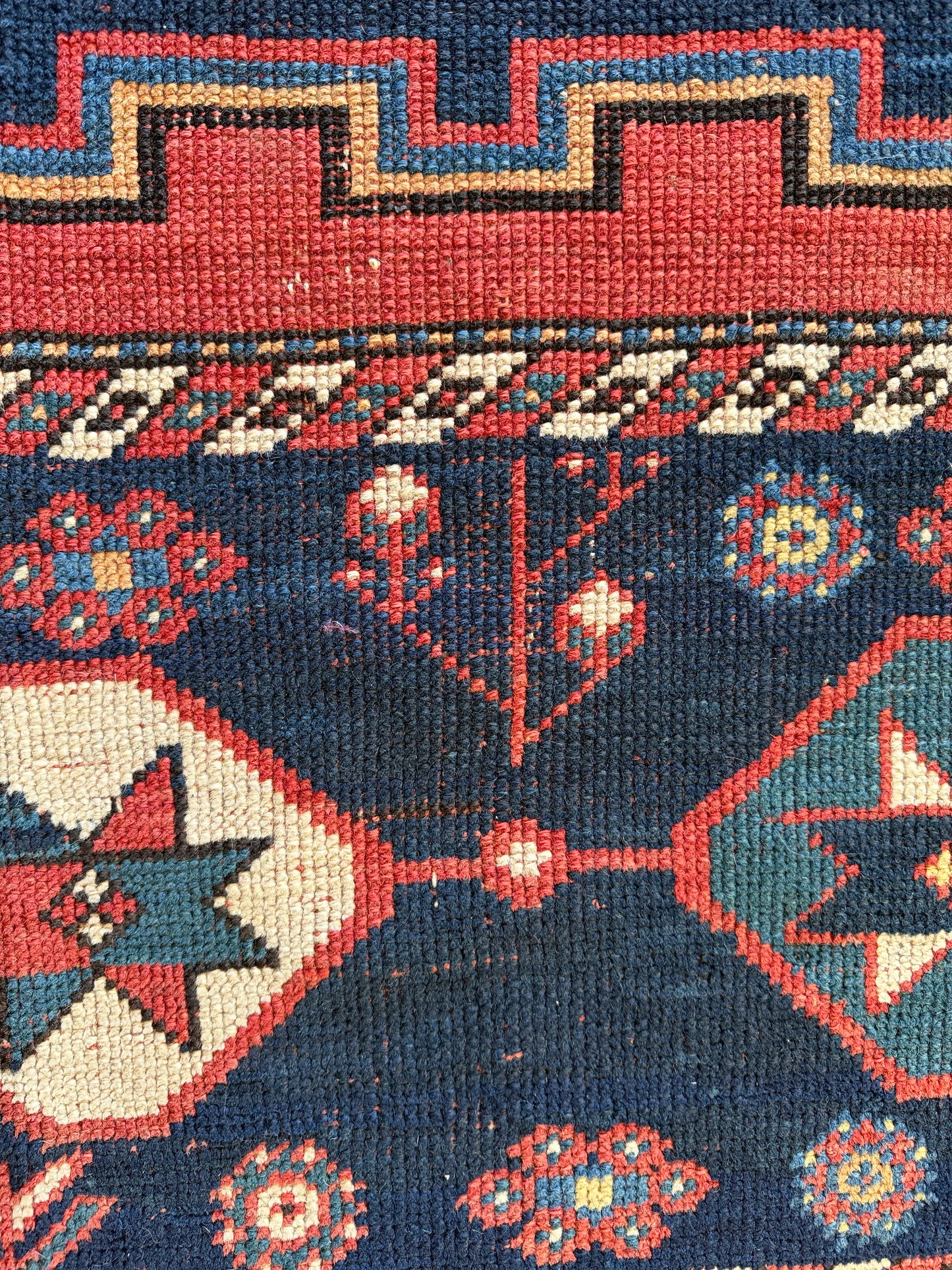 Square Caucasian 5’8”X6’
